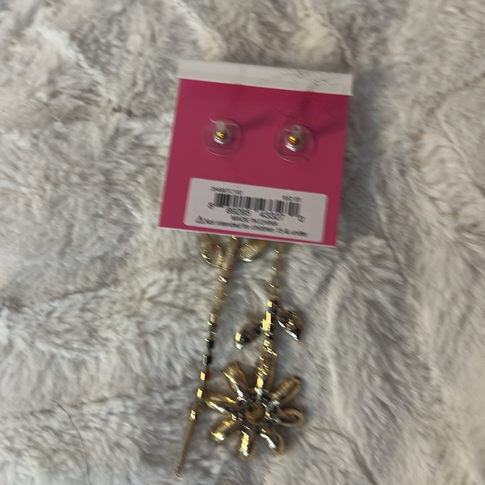 NWT Betsey Johnson AB Rhinestone Huge Daisy Flower Leaves Dangle Earrings DB3 - Picture 4 of 4